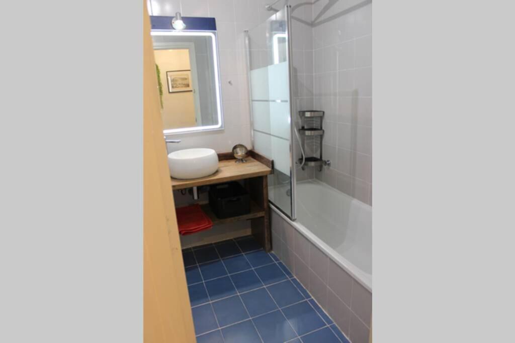 Luxury 4 Bed Apartment On Coastal Footpath At Cap Ras Llança 외부 사진